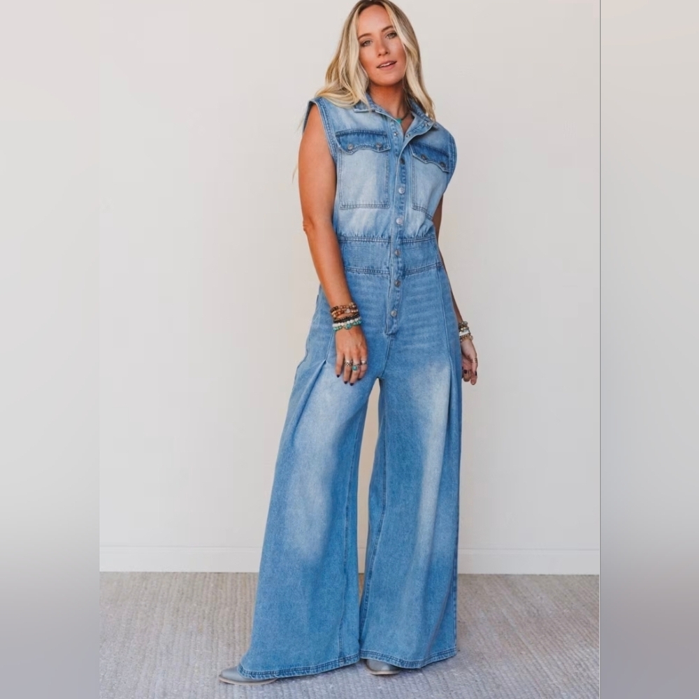 Buckle Light Blue Sleeveless Denim Jumpsuit